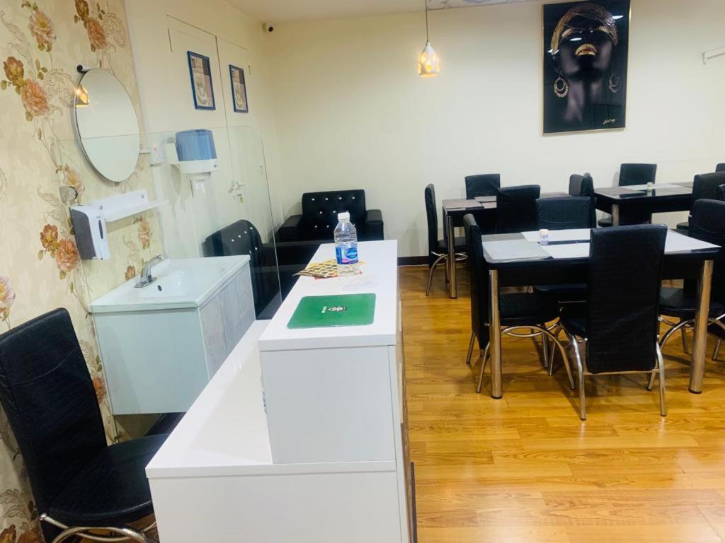 Parasol Hotel Dubai Ngoại thất bức ảnh